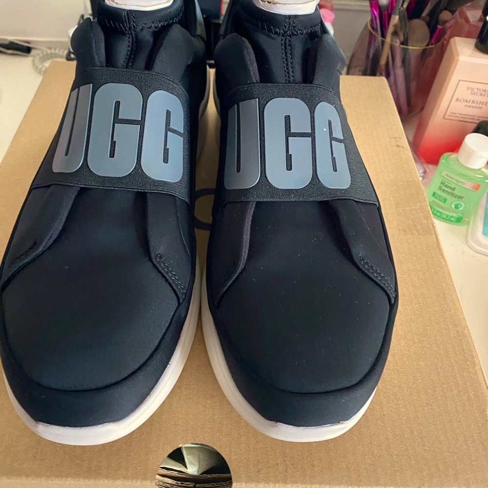 New UGG black sneakers